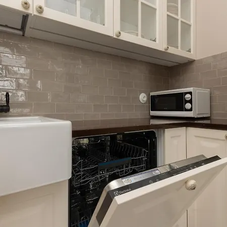 Apartament Metro Rondo Onz By Renters