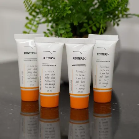 Metro Rondo Onz By Renters Apartament *